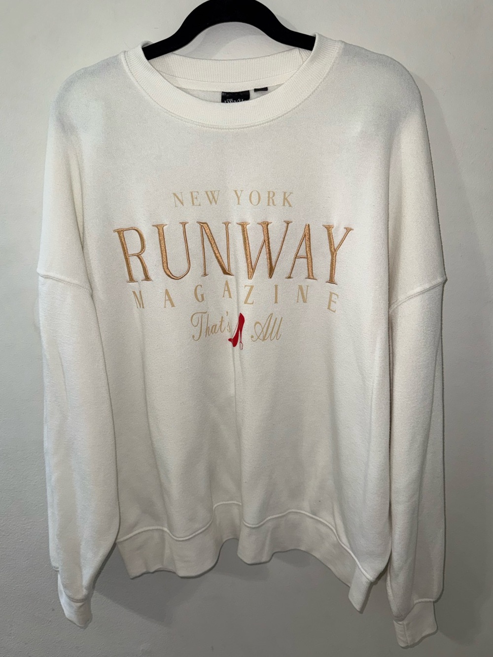 The Devil Wears Prada Runway Magazine Cream Graphic Sweatshirt - New York - Picture 2 of 3